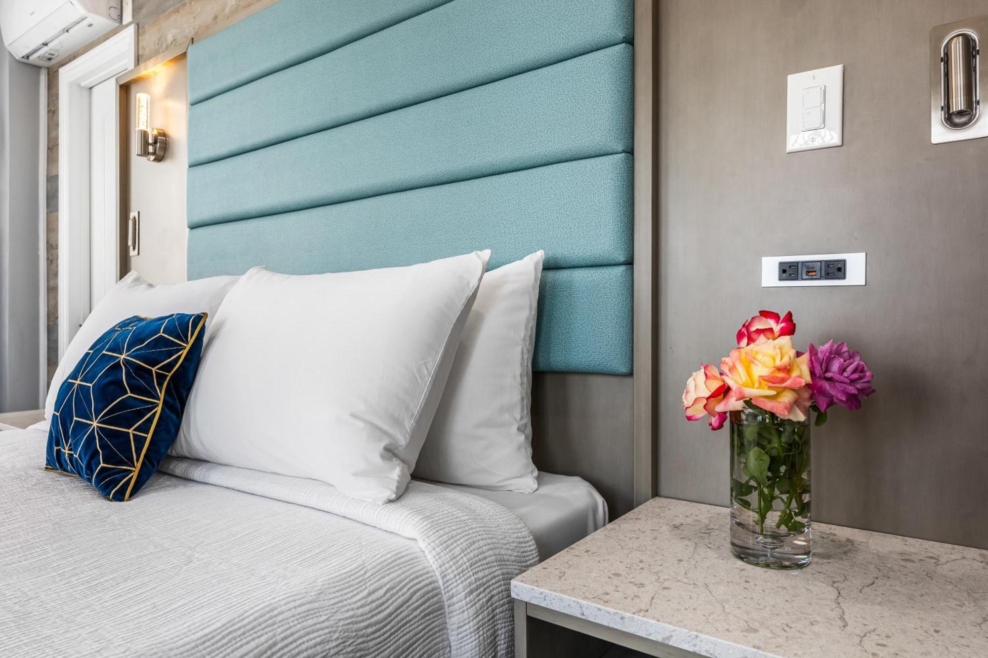 Lumea By The Sea Hotel Long Beach Bagian luar foto